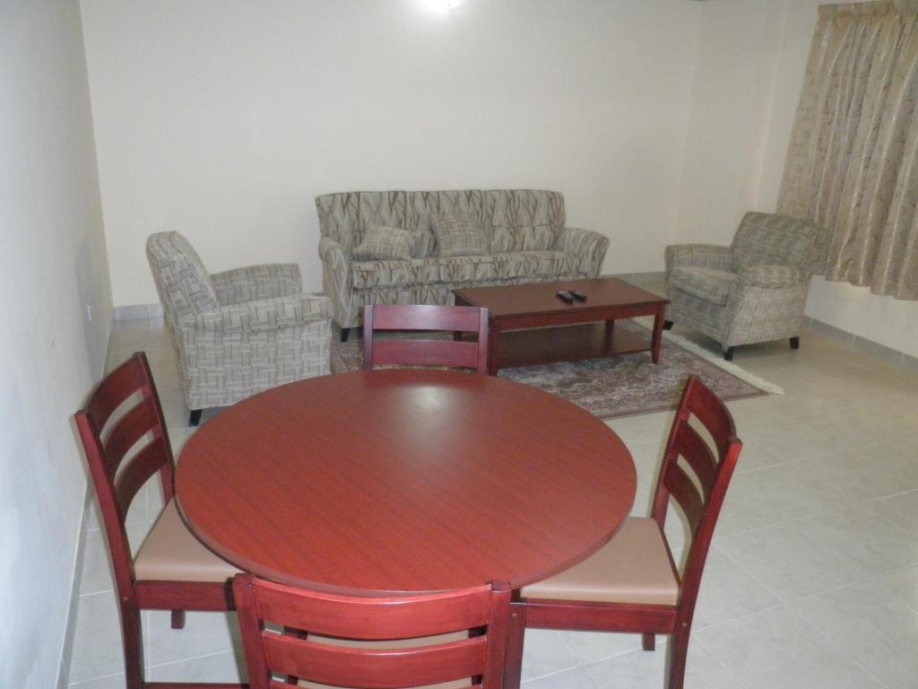 Hamasa Plaza Hotel Al Buraimi Bilik gambar