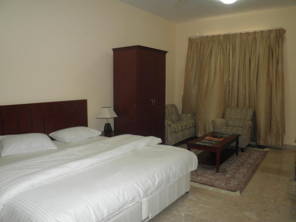 Hamasa Plaza Hotel Al Buraimi Bilik gambar