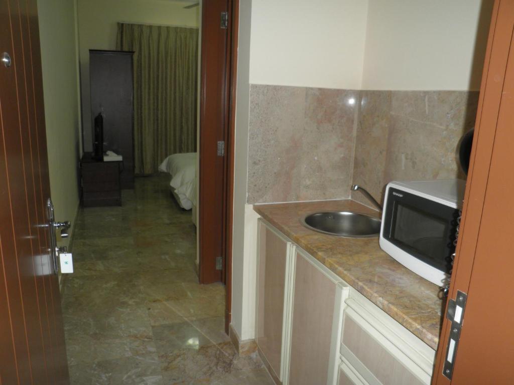 Hamasa Plaza Hotel Al Buraimi Bilik gambar